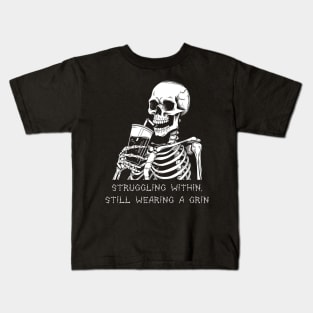 Funny Skeleton Lazy Costume Goth Men Women Funny Halloween Kids T-Shirt